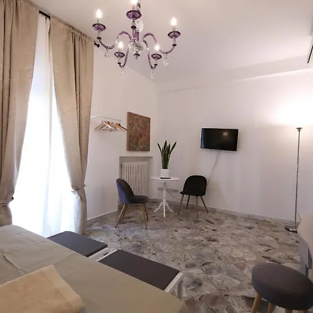 Konukevi Cavour & Savoia Bari